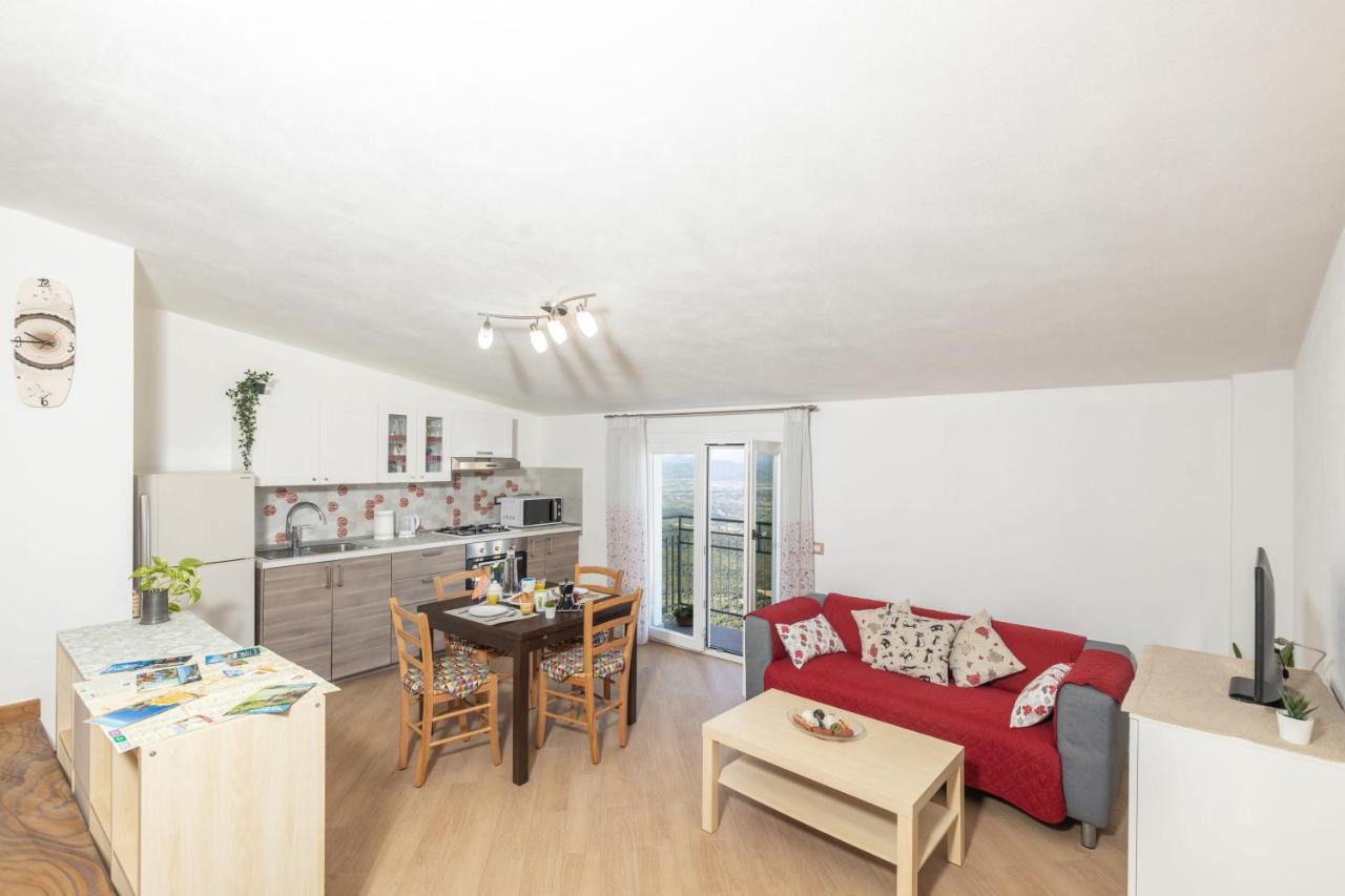 Mansarda Moro Apartment เบาเนย์ ภายนอก รูปภาพ
