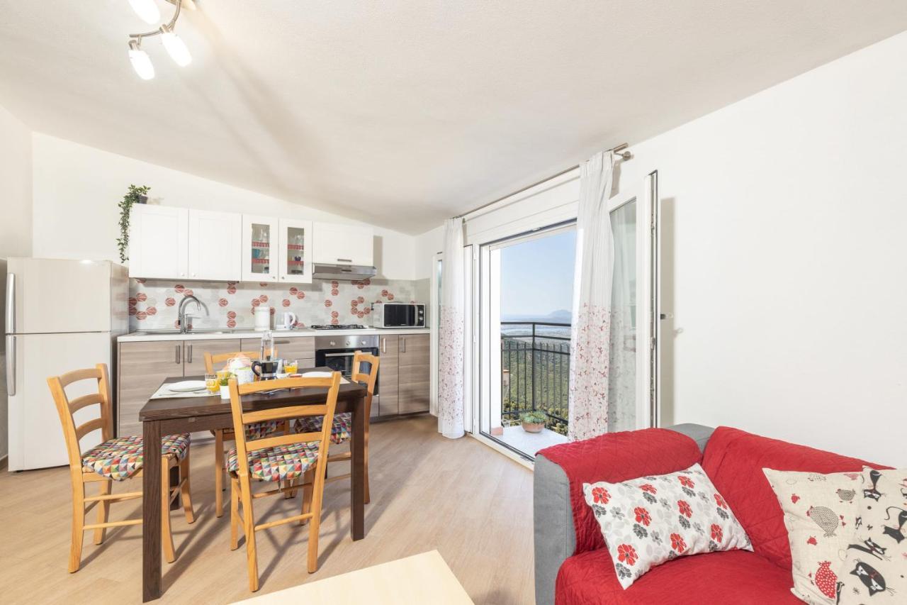 Mansarda Moro Apartment เบาเนย์ ภายนอก รูปภาพ